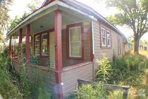 21 Highland Ave, Monticello: mini bungalow colony fixer-upper