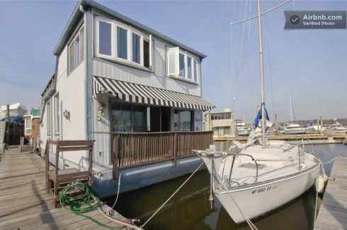 Ellen's housboat in Long Island she plans to rent out when she's upstate