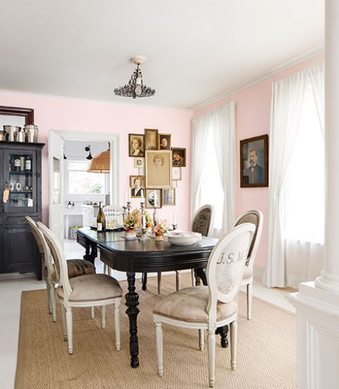 01-more-is-more-dining-room-1013-xln