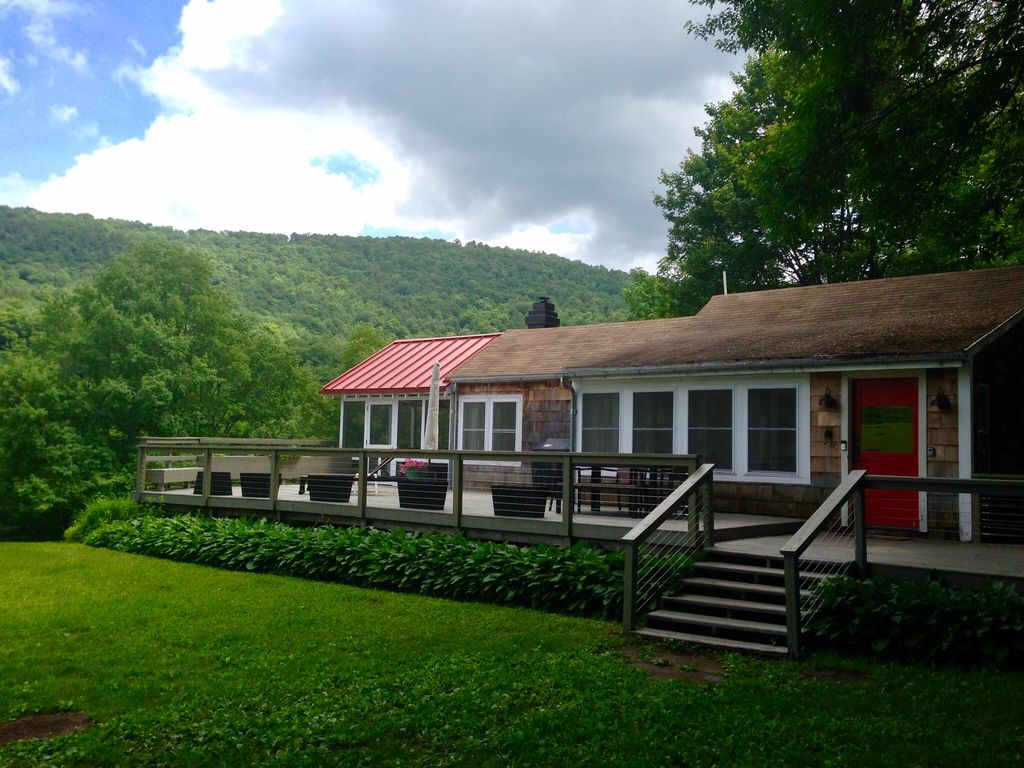 catskill mountain cottage for sale