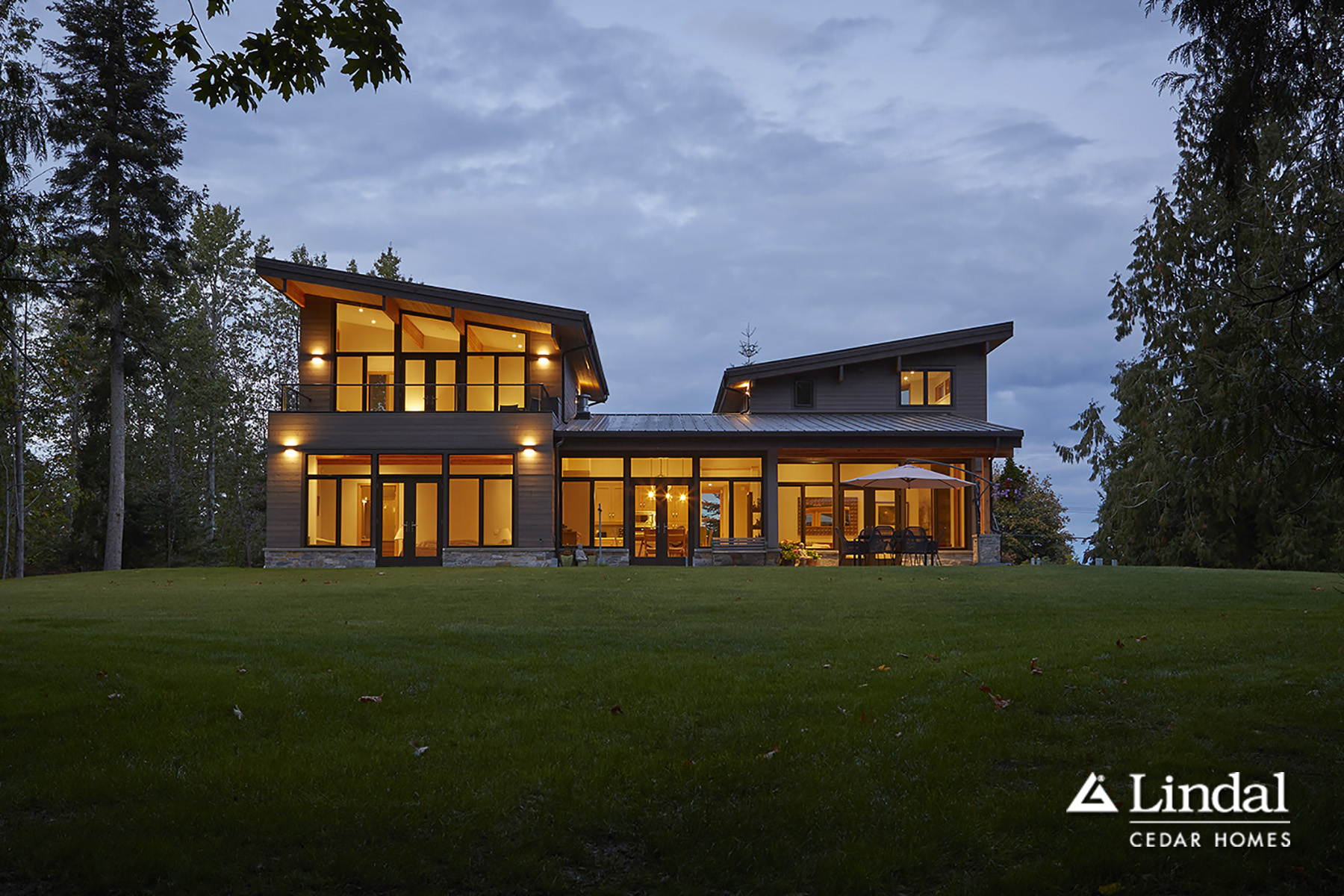 modern home with windows | lindal cedar homes
