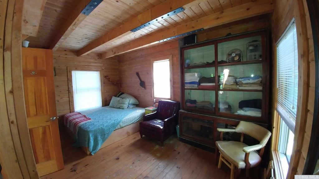 windham mountain log cabin retreat