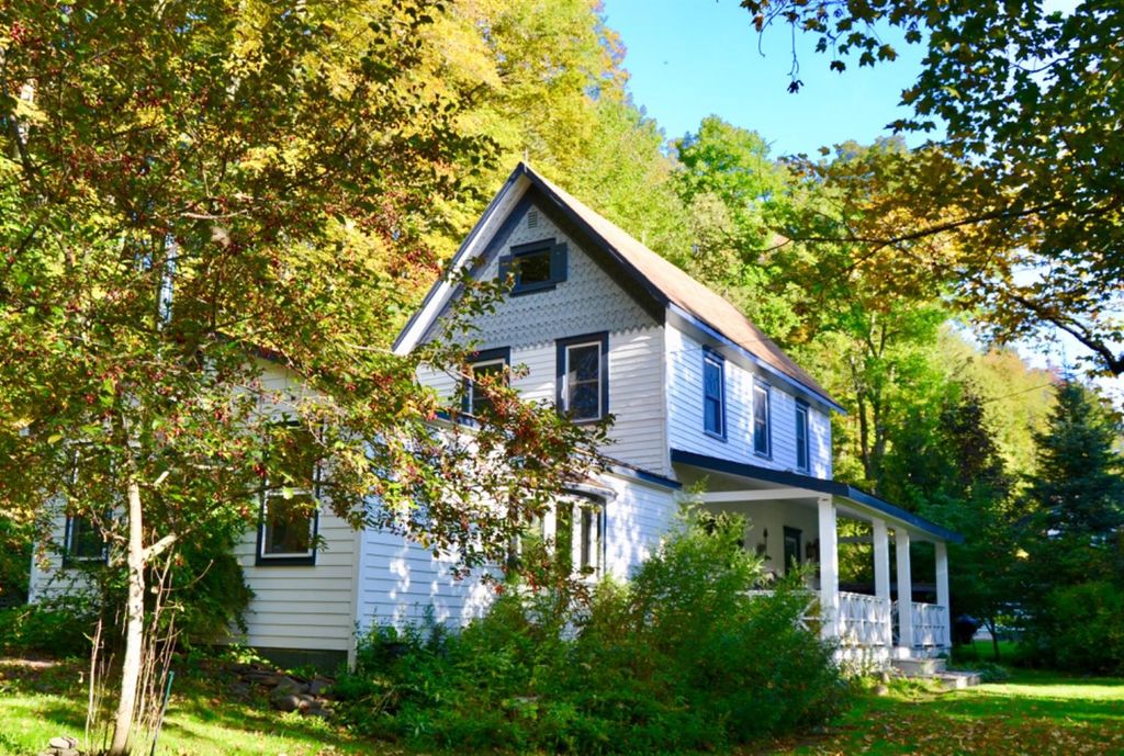 catskills boarding house for sale