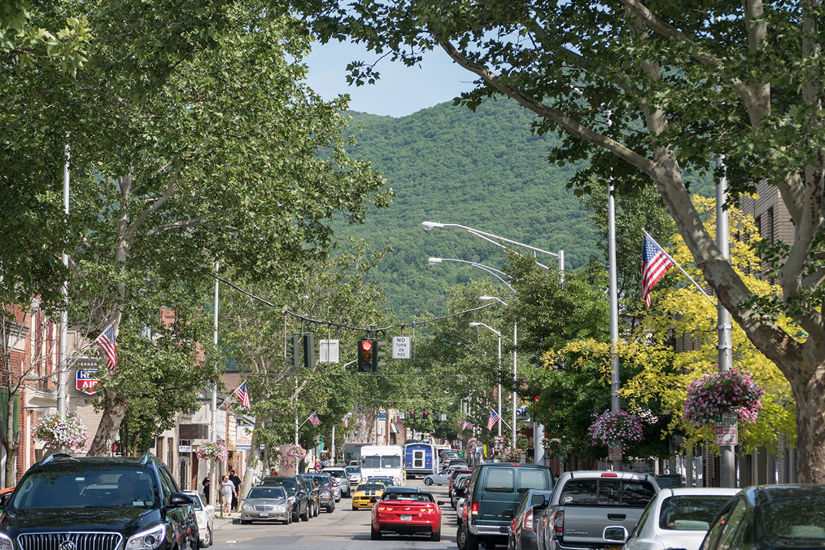 hudson valley walkable towns